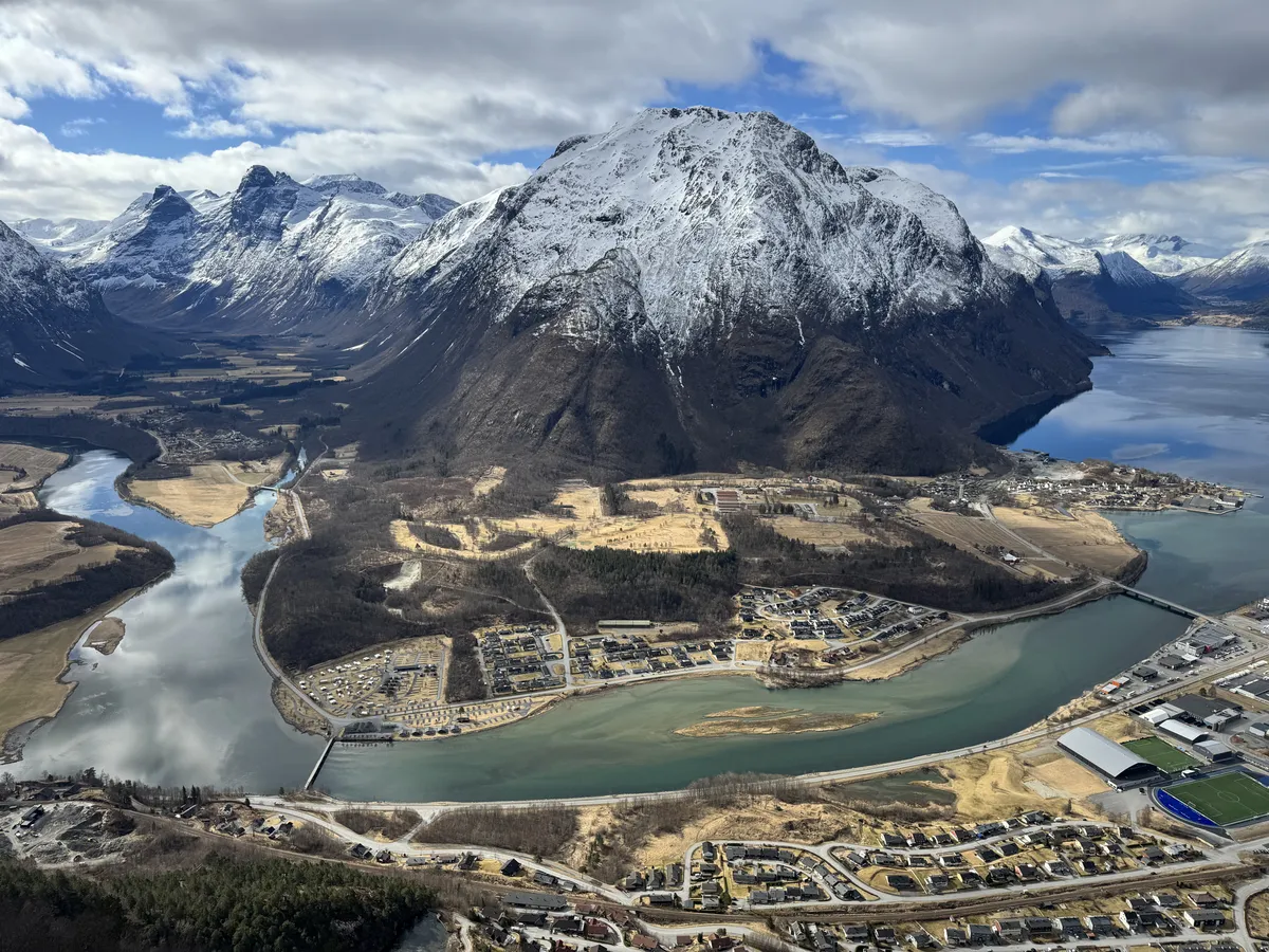 Fiordo de Åndalsnes